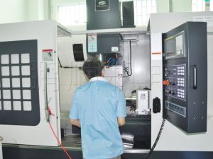 Taiwan cnv-950 four axis machining center